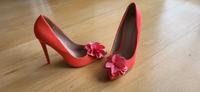 Pumps neon orange/pink mit Blumenaccessoire Baden-Württemberg - Karlsruhe Vorschau