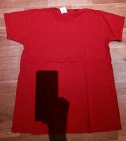 ❤️ Feuerrotes T-shirt Gr. 140 Fruit of the Loom Brandenburg - Potsdam Vorschau