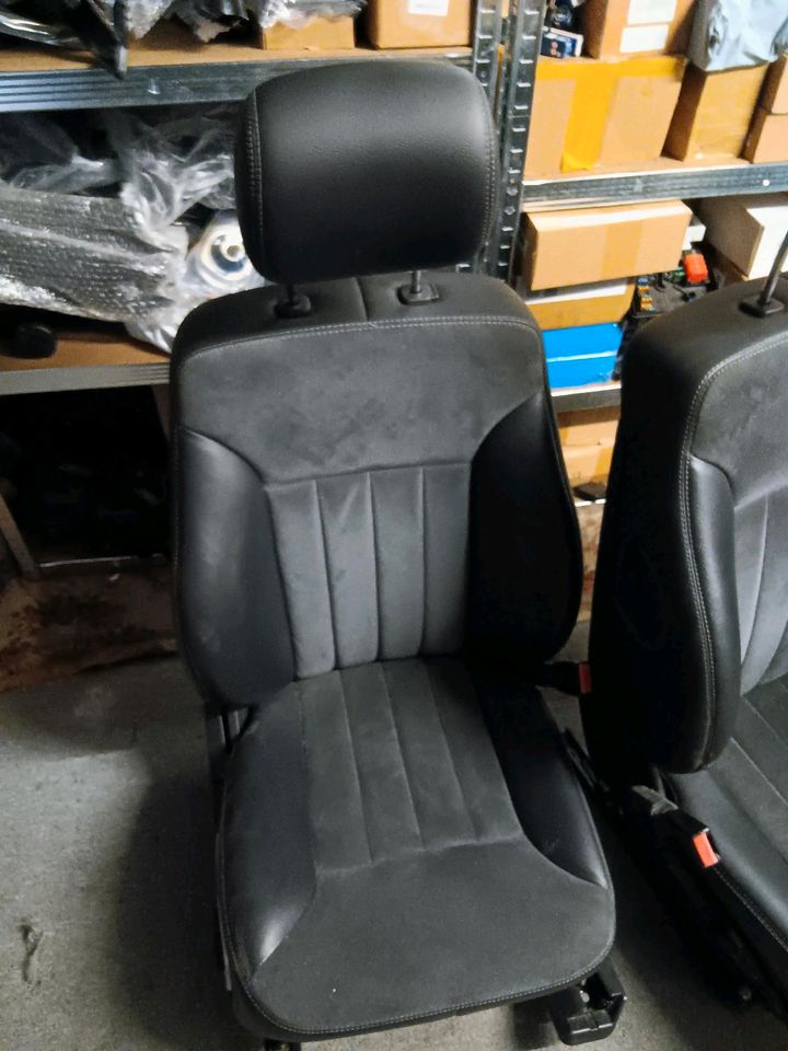 Mercedes ML w164 Ledersitze Teilleder Sitze vorne hinten komplett in Herten