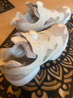 Reebok Insta pump Gr. 37 23,5cm Saarland - Friedrichsthal Vorschau