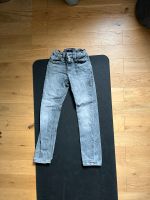 Tommy Hilfiger Jeans Gr. 152, Gr. 12, Jungenjeans grau Nordrhein-Westfalen - Oberhausen Vorschau