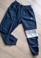 Adidas Hose Jogginghose Gr. 152 Niedersachsen - Kalefeld Vorschau