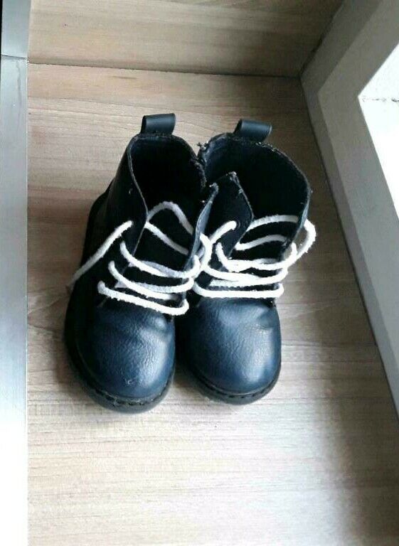 Zara Baby Schuhe Babyschuhe Stiefel Boots  Gr.20 in Crimmitschau