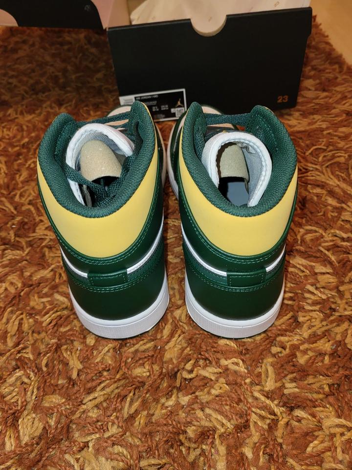 Nike Air Jordan 1 mid Sonics 2021 Gr.44 NEU grün weiß green in Köln