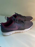 Nike Sneaker Gr 42 sneaker Niedersachsen - Jever Vorschau