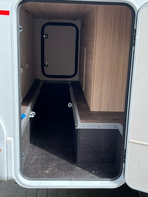 Sunlight A60 kompakt, geräumig mit 4 Schlafplätzen in Berlin