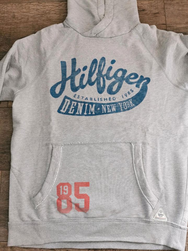 Tommy Hilfiger Denim Sweatshirt Hoodie mit Kapuze grau Gr.M in Ebermannstadt