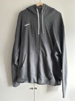 Nike Kapuzenjacke Größe XL Stuttgart - Stammheim Vorschau