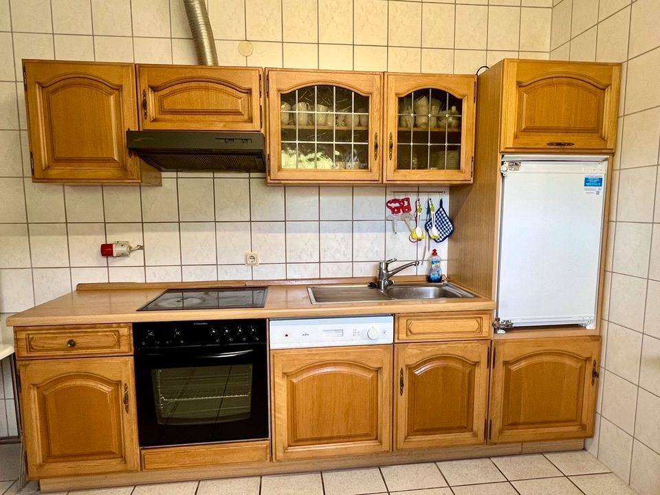 Einbauküche inkl. Geräte in Bad Endbach
