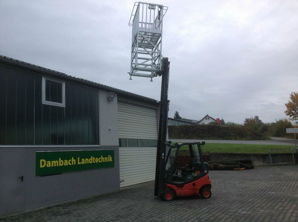 Fliegl Arbeitsbühne Maxi vollverzinkt Landwirtschaft in Buchen (Odenwald)