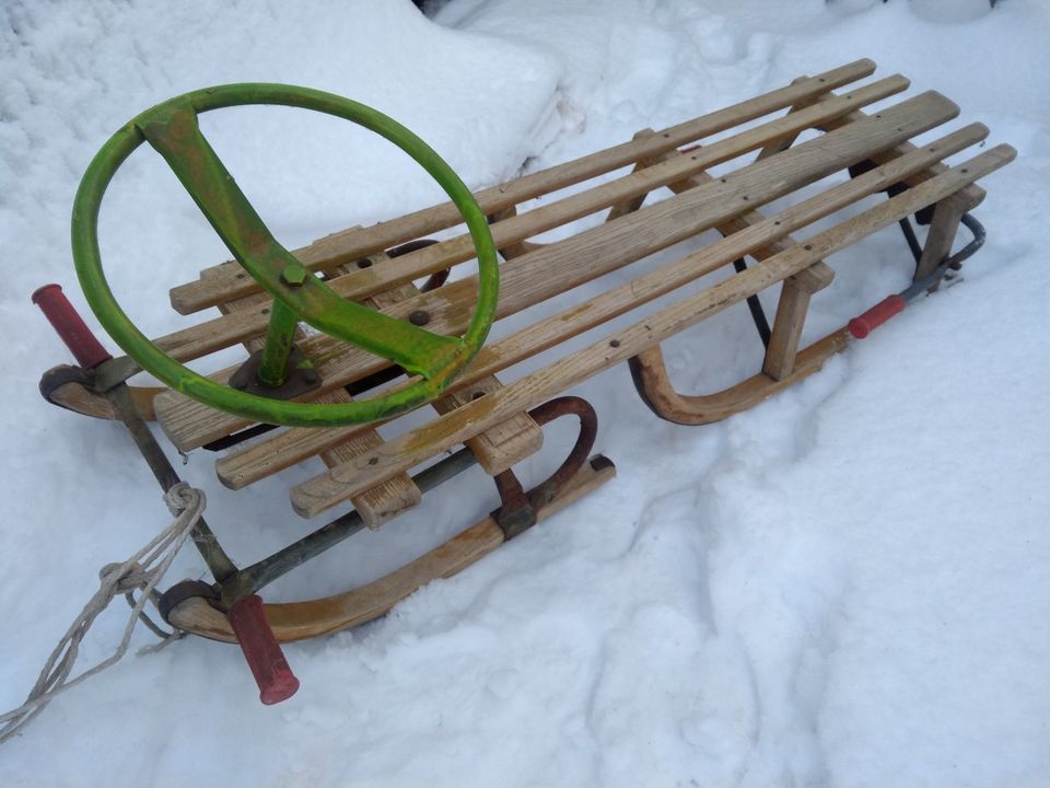 SCHLITTEN RODELN KINDERSCHLITTEN LENKSCHLITTEN HOLZ HOLZSCHLITTEN in Gutenacker