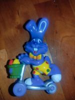 Milka Mini Figur Bunny Hase mit Roller 9 cm Neuwertig Selten München - Bogenhausen Vorschau