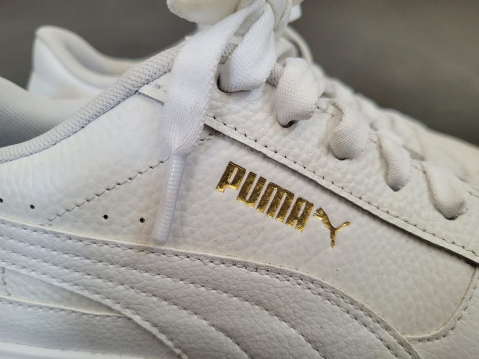 Weiße Sneaker Cali Star von Puma Gr. 42 - wie NEU in Stuttgart