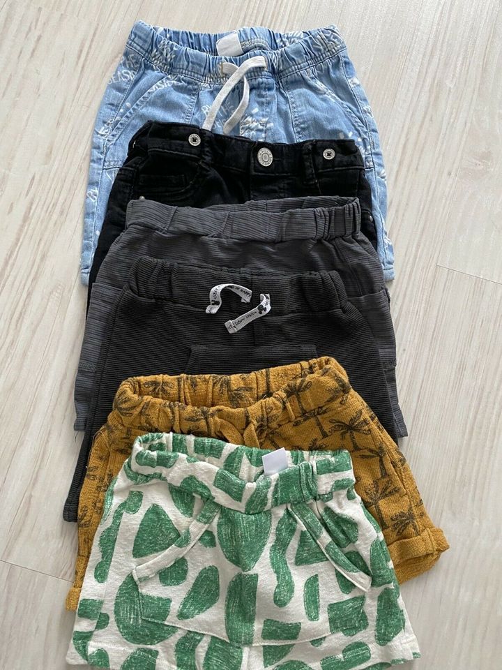 ZARA H&M kurze Hose Shorts Gr 80 in Löningen