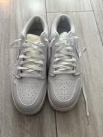 Nike Jordan Weiß Gr.43 Duisburg - Rheinhausen Vorschau