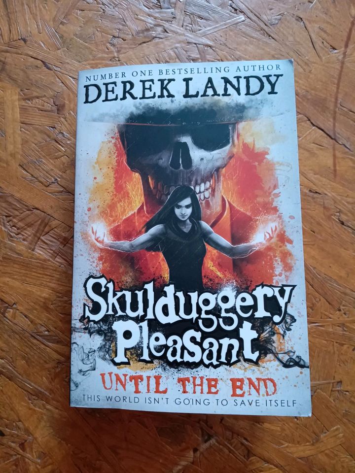 Skulduggery Pleasant Band 15 in Westoverledingen