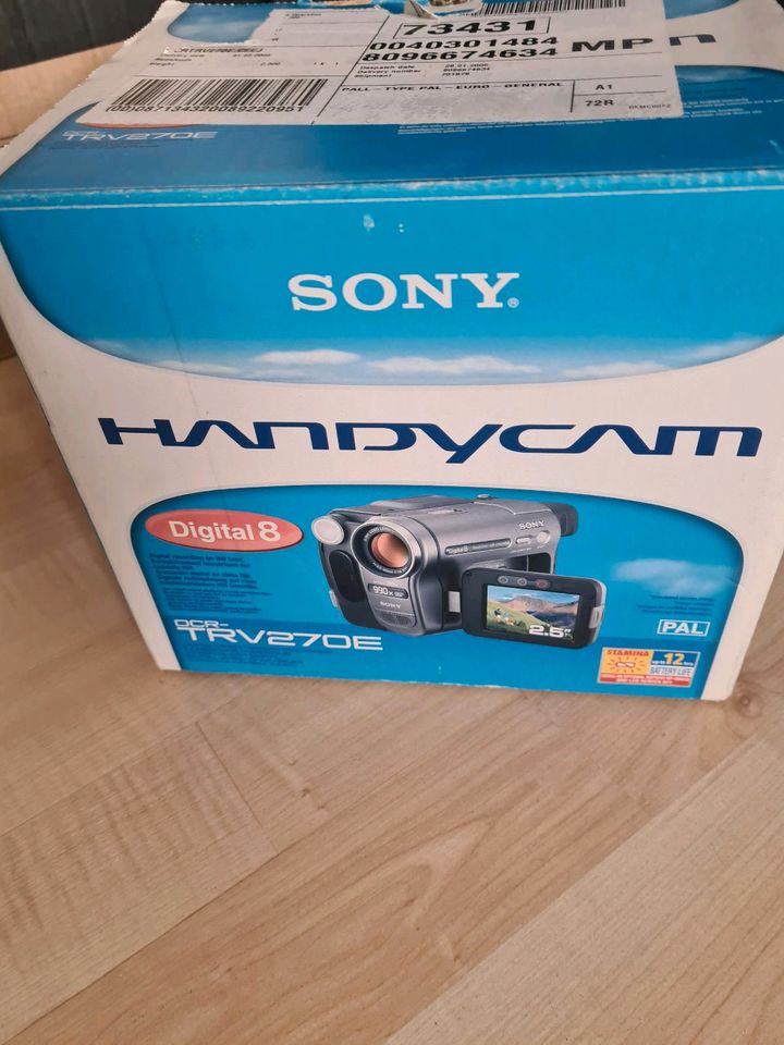 Sony, Handycam, Videokamera DCR-TRV270E, Originalkarton, VB in Neuhausen