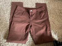 Gina Hose straight fit gerade geschnitten braun kastanienbraun 36 Hessen - Stadtallendorf Vorschau