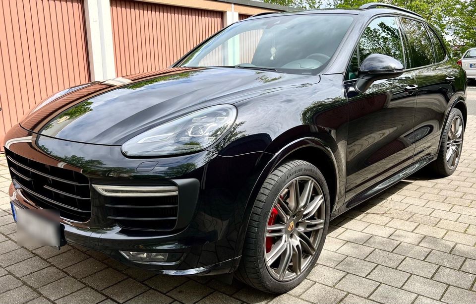 Porsche Cayenne GTS 441PS LED Alcantara Standheizung Panorama in Nürnberg (Mittelfr)