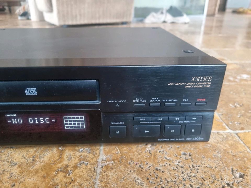 Sony CDP-303ES CD Player cdp - x303 ES in Neukirch