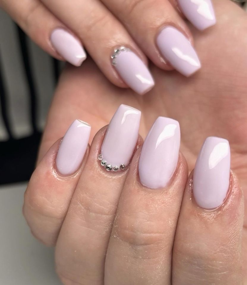 Suche Modelle für Nageldesign Gel oder Acryl 16€ in Neidenstein