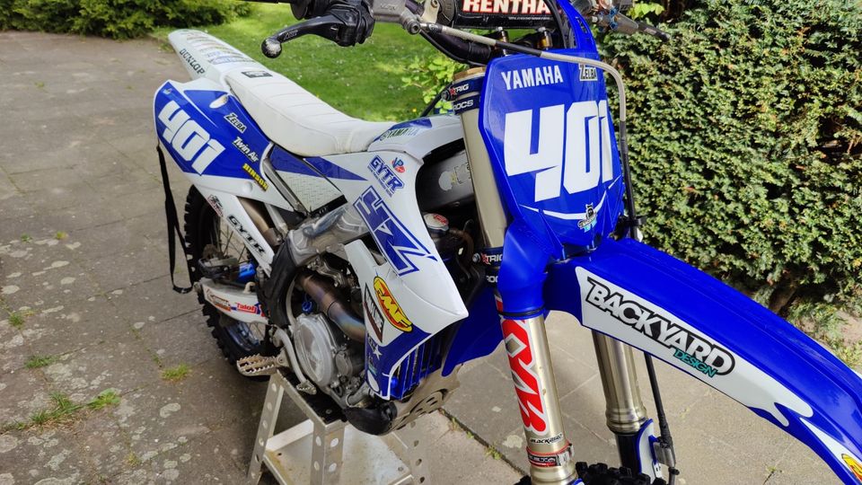 Yamaha YZ250F 2019 mit FMF titan , XTrig Gabelbrücke 74bh in Wiesbaden