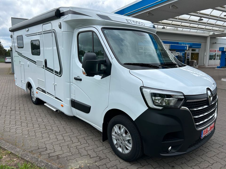 Wohnmobil Etrusco V 6.8 SR TV Solar Markise ab 12.06. in Lohme Rügen