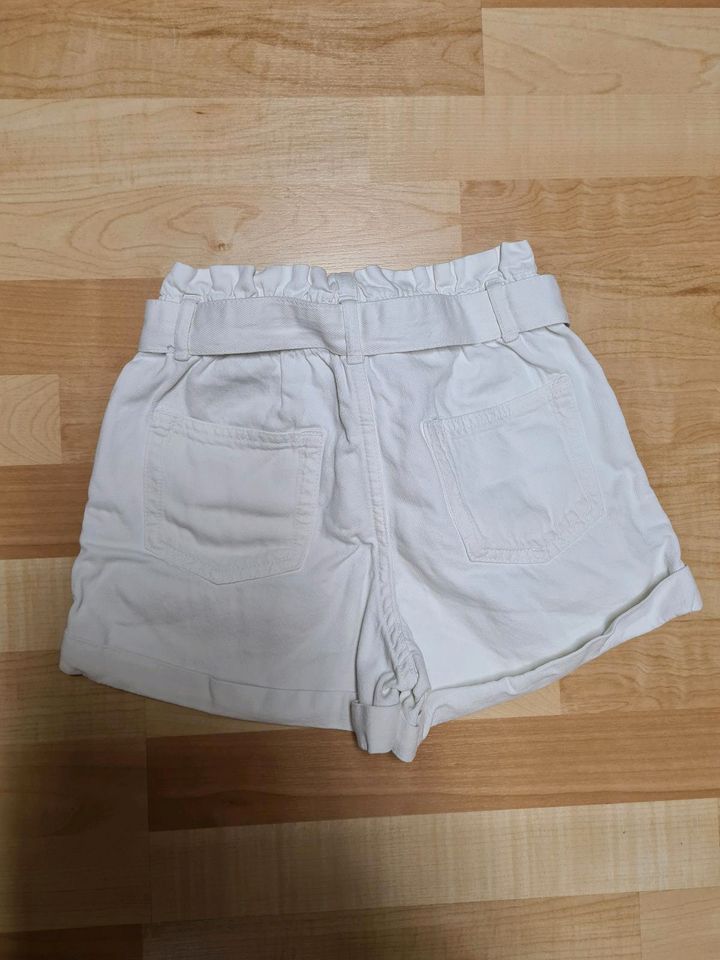 Shorts Zara kurze Hose 140 weiß in Seubersdorf