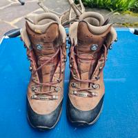 Lowa Wanderschuhe Gr.38 Bayern - Oberhausen Vorschau