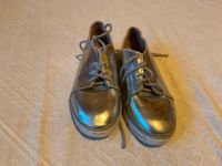 Halbschuhe Schuhe festlich silber Gr. 30 Hessen - Oberursel (Taunus) Vorschau