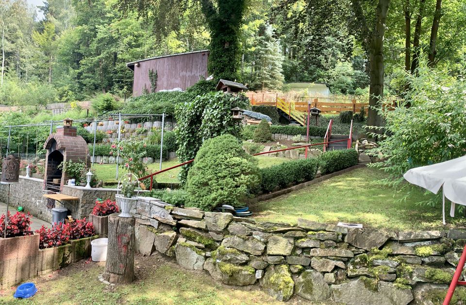 Großzügiges Eigenheim mit Einliegerwohnung und Garten in Annaberg-Buchholz