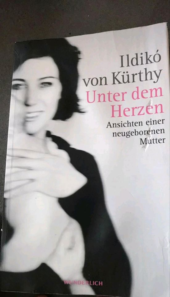 Buch "unter dem Herzen" in Sarstedt