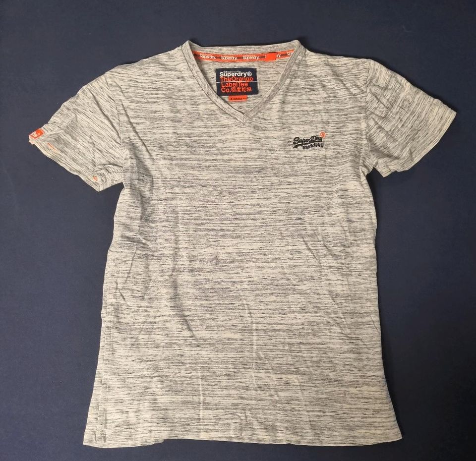 Superdry Tshirt, Größe XS, wie Neu in Hennef (Sieg)