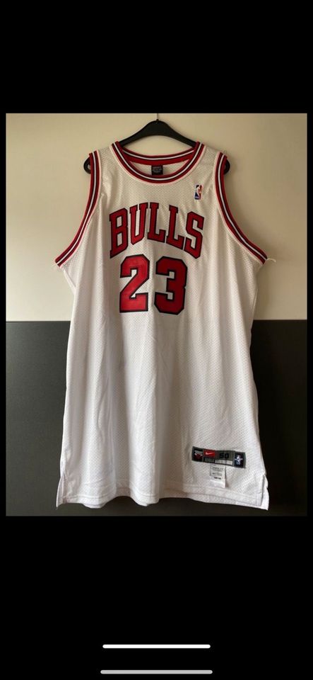 Michael Jordan Authentic Trikot Pro Cut 1997-98 Last Dance 50+4 in Groß-Gerau