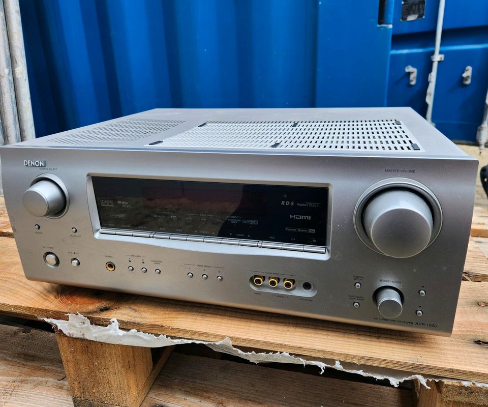 Vestärker amplifier Lautstärke DENON AVR in Hamburg