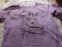 Schönes Anime-Shirt in lila - Gr. M Thüringen - Apolda Vorschau