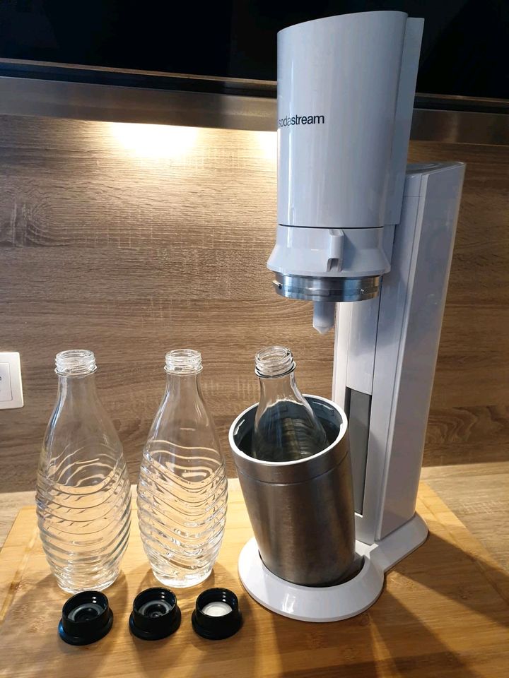 Sodastream inkl. Flaschen in Marquartstein