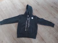 Sweatshirtjacke Tom Tailor Gr.128/134  Neu leuchtet im Dunkeln Nordwestmecklenburg - Landkreis - Herrnburg Vorschau