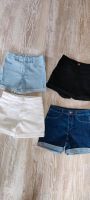 Shorts H&M Jeans blau weiß Mädchen 146 Sommer Nordrhein-Westfalen - Detmold Vorschau