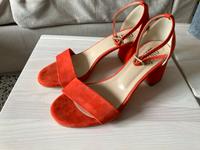 Ovjé Sandalen tolles rot, neu, Gr. 38 Eimsbüttel - Hamburg Eimsbüttel (Stadtteil) Vorschau