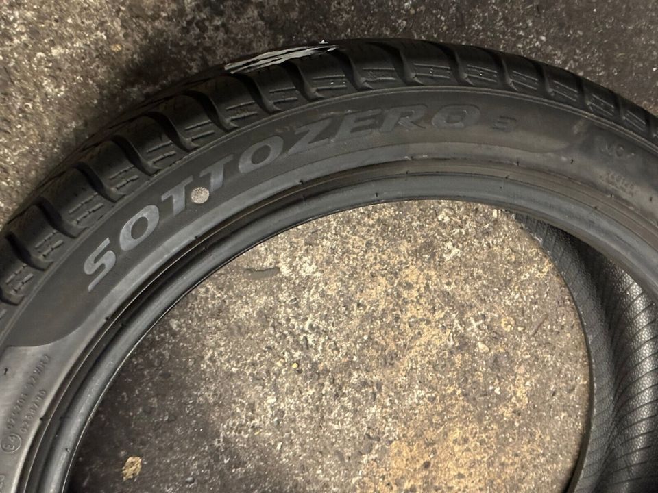 2x Winterreifen Pirelli Sottozero 3 225/45 R18 95H H104 5,5mm in Kevelaer