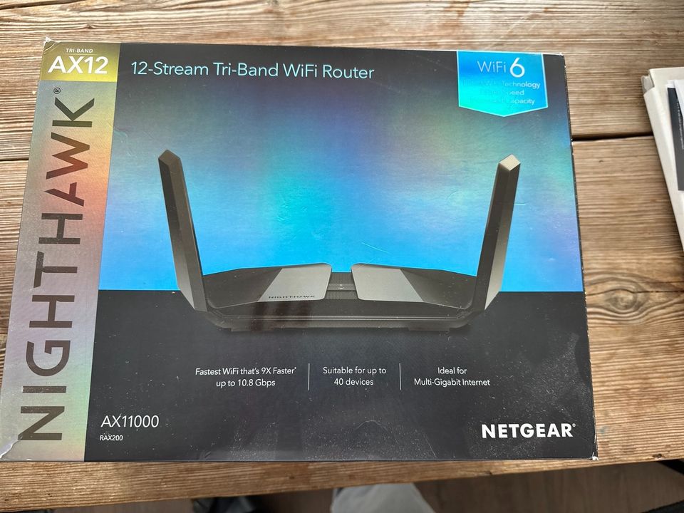 Netgear RAX200 WiFi6 Router in Schernfeld