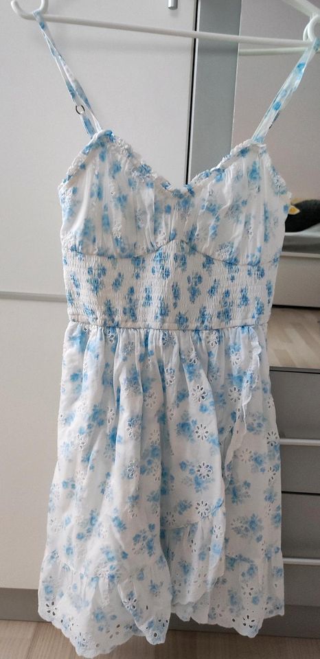 Hollister Kleid, Minikleid wie neu Gr. S in Wunstorf