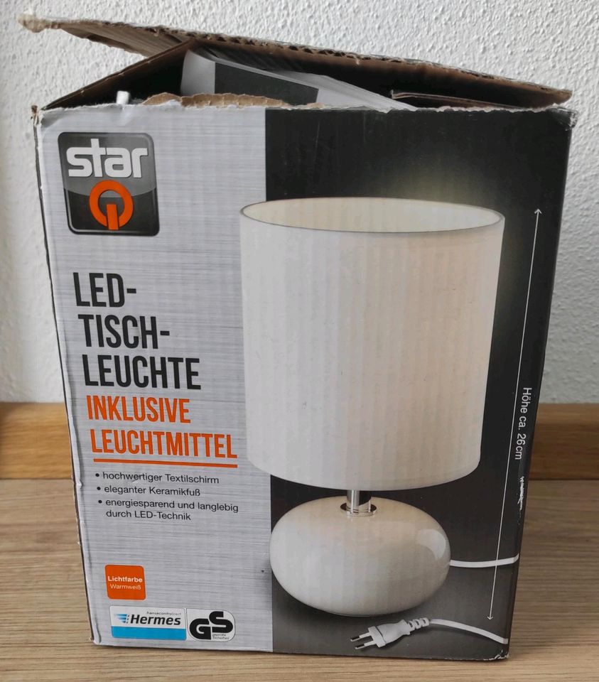 Neue LED Tischlampe in Bruckmühl