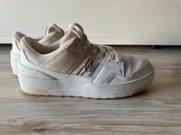 Lässige Sneaker von Tommy Hilfiger Niedersachsen - Wolfenbüttel Vorschau