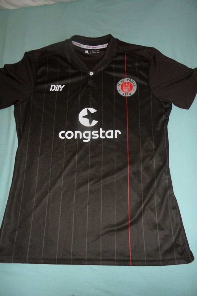 DI!Y FC St.Pauli aktuelles Heimtrikot in der Größe XL neuwertig in Achim