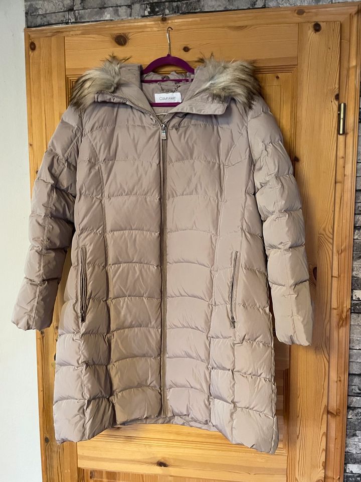 Calvin Klein Mantel/ Wintermantel/ Jacke in Schöneck