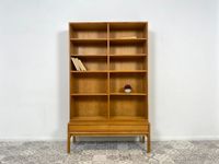 WMK Hochwertiger & sehr gut erhaltener skandinavischer Bücherschrank aus vollem Holz mit verstellbaren Regalböden und Schubladen # Regal Bücherregal Regalwand Highboard Mid-Century Vintage 60er 70er Friedrichshain-Kreuzberg - Friedrichshain Vorschau