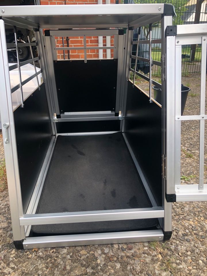 Alpuna Transportbox N32 / 92x50x69,5cm mit Notausstieg Hundebox in Bad Segeberg