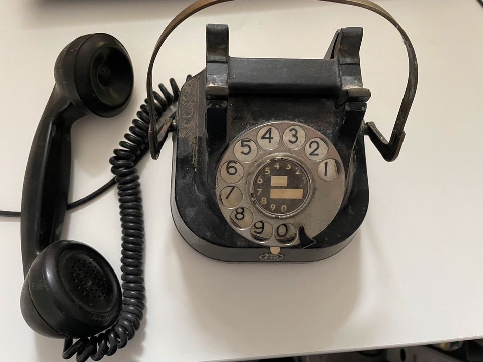Telefon antik in Hamburg